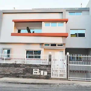 Apartamento House Gonçalves, Praia